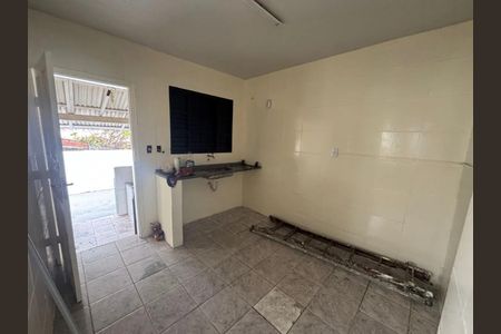 Cozinha de casa para alugar com 3 quartos, 120m² em Saraiva, Uberlândia
