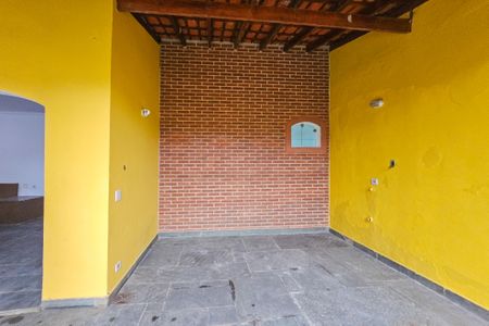 Casa para alugar com 329m², 6 quartos e 2 vagas