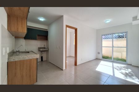 Sala de apartamento para alugar com 2 quartos, 54m² em Lapa, São Paulo