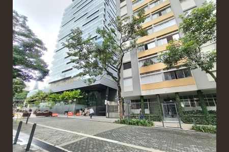 Apartamento para alugar com 170m², 2 quartos e 1 vagaFachada