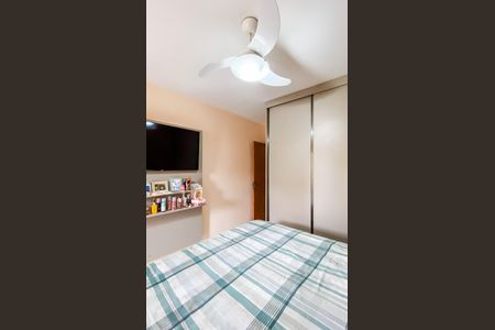 Casa à venda com 3 quartos, 110m² em Vila Nhocuné, São Paulo