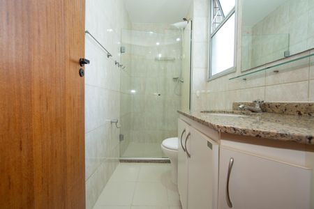 Apartamento à venda com 78m², 3 quartos e 2 vagasBANHEIRO2