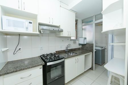 Apartamento à venda com 78m², 3 quartos e 2 vagasCOZINHA