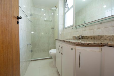 Apartamento à venda com 78m², 3 quartos e 2 vagasBANHEIRO2