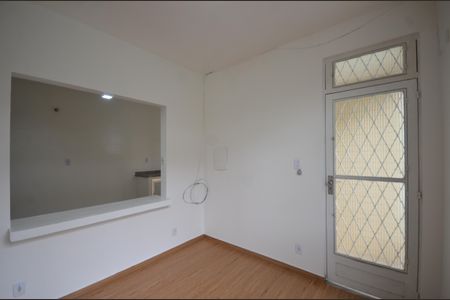 Casa para alugar com 90m², 2 quartos e 1 vagaSala