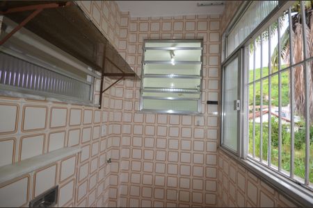 Casa para alugar com 90m², 2 quartos e 1 vagaÁrea de Serviço