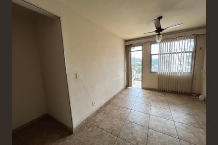 Sala de apartamento para alugar com 2 quartos, 73m² em Praça Seca, Rio de Janeiro