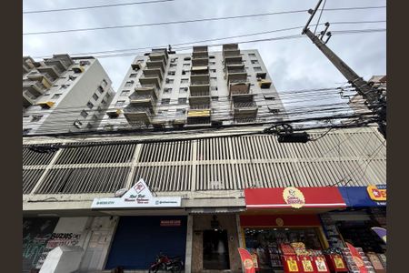 Apartamento para alugar com 73m², 2 quartos e 1 vagaFachada do bloco