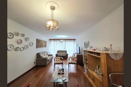 Apartamento à venda com 164m², 3 quartos e 1 vaga Apartamento à venda com 164m², 3 quartos e 1 vagaSala