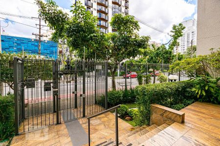 Apartamento à venda com 164m², 3 quartos e 1 vaga Apartamento à venda com 164m², 3 quartos e 1 vagaEntrada