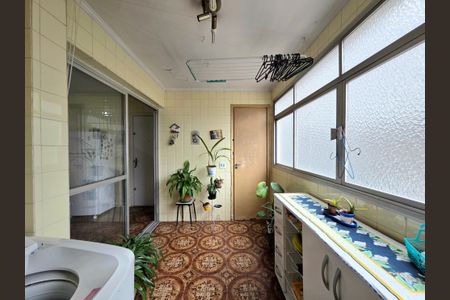 Apartamento à venda com 164m², 3 quartos e 1 vaga Apartamento à venda com 164m², 3 quartos e 1 vagaÁrea de Serviço