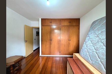 Apartamento à venda com 164m², 3 quartos e 1 vaga Apartamento à venda com 164m², 3 quartos e 1 vagaQuarto 2