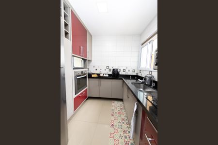 Apartamento à venda com 105m², 3 quartos e 2 vagas Apartamento à venda com 105m², 3 quartos e 2 vagasCozinha