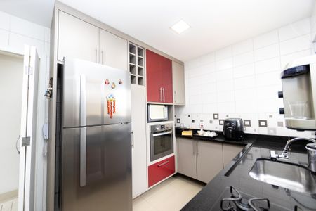Apartamento à venda com 105m², 3 quartos e 2 vagas Apartamento à venda com 105m², 3 quartos e 2 vagasCozinha