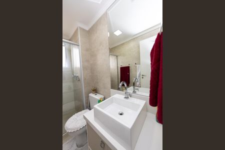 Apartamento à venda com 105m², 3 quartos e 2 vagas Apartamento à venda com 105m², 3 quartos e 2 vagasBanheiro da Suite