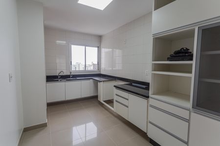 Apartamento para alugar com 170m², 4 quartos e 4 vagasCozinha