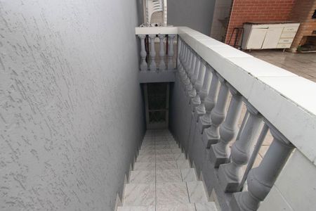 Casa à venda com 200m², 4 quartos e 2 vagas Casa à venda com 200m², 4 quartos e 2 vagasEntrada 2