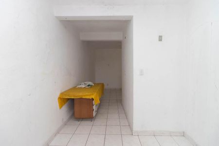 Casa à venda com 200m², 4 quartos e 2 vagas Casa à venda com 200m², 4 quartos e 2 vagasQuarto Casa 2