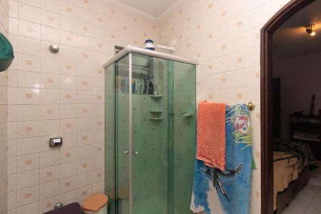 Casa à venda com 200m², 4 quartos e 2 vagas Casa à venda com 200m², 4 quartos e 2 vagasBanheiro da Suíte