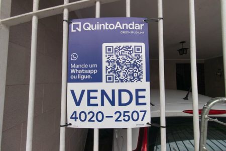 Casa à venda com 200m², 4 quartos e 2 vagas Casa à venda com 200m², 4 quartos e 2 vagasPlaca
