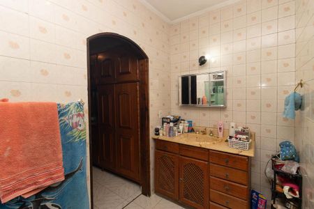 Casa à venda com 200m², 4 quartos e 2 vagas Casa à venda com 200m², 4 quartos e 2 vagasBanheiro da Suíte