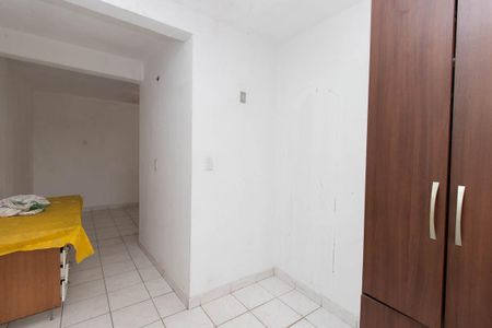 Casa à venda com 200m², 4 quartos e 2 vagas Casa à venda com 200m², 4 quartos e 2 vagasQuarto Casa 2