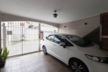 Casa à venda com 200m², 4 quartos e 2 vagas Casa à venda com 200m², 4 quartos e 2 vagasGaragem