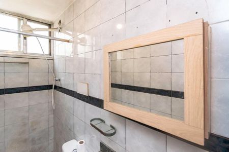 Apartamento à venda com 60m², 3 quartos e 1 vaga Apartamento à venda com 60m², 3 quartos e 1 vagaBanheiro