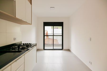 Sala / Cozinha de apartamento para alugar com 1 quarto, 30m² em Quitaúna, Osasco