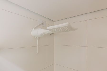 Banheiro de apartamento para alugar com 1 quarto, 30m² em Quitaúna, Osasco