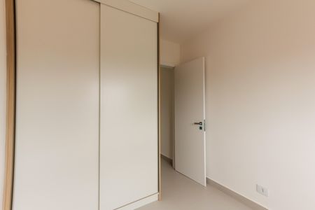 Quarto  de apartamento para alugar com 1 quarto, 30m² em Quitaúna, Osasco