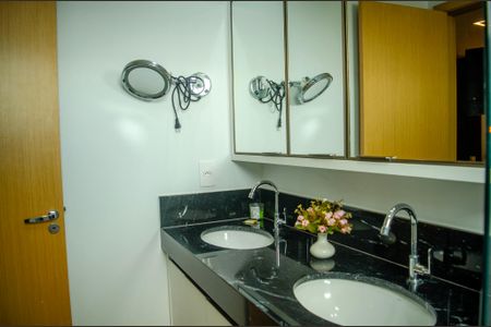 Apartamento para alugar com 109m², 3 quartos e 2 vagas