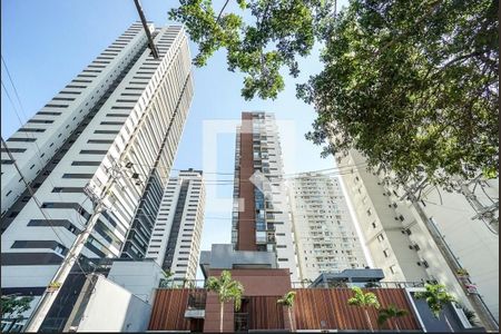 Apartamento à venda com 106m², 2 quartos e 2 vagasFachada