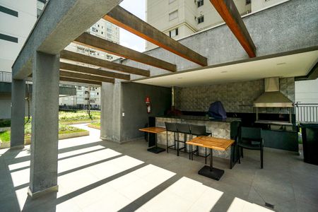 Apartamento à venda com 106m², 2 quartos e 2 vagasChurrasqueira