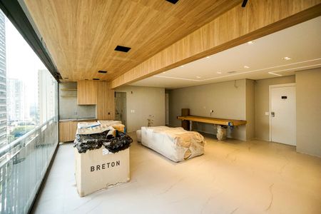 Apartamento à venda com 106m², 2 quartos e 2 vagasSala varanda e cozinha