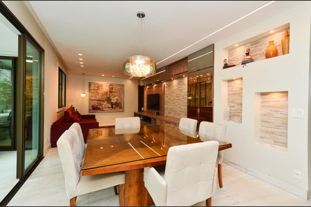 Sala 2 ambientes de apartamento à venda com 4 quartos, 167m² em Sion, Belo Horizonte