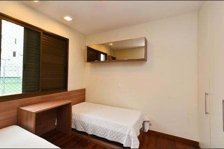 Apartamento à venda com 167m², 4 quartos e 4 vagasSuite 2