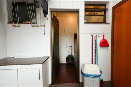 Apartamento à venda com 167m², 4 quartos e 4 vagasArea de serviço