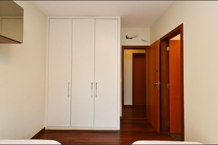 Apartamento à venda com 167m², 4 quartos e 4 vagasSuite 2