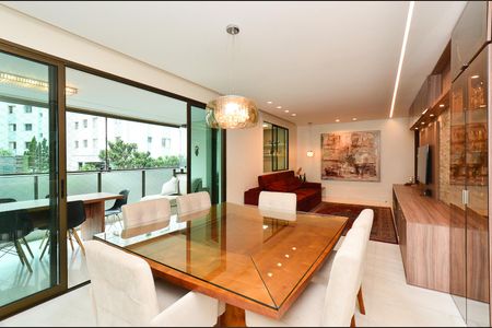 Sala 2 ambientes de apartamento à venda com 4 quartos, 167m² em Sion, Belo Horizonte