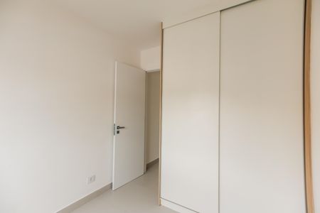 Quarto 1 de apartamento para alugar com 1 quarto, 32m² em Quitaúna, Osasco