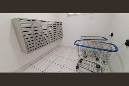 Apartamento para alugar com 65m², 3 quartos e 1 vagaCaixa do Correio e Carrinho