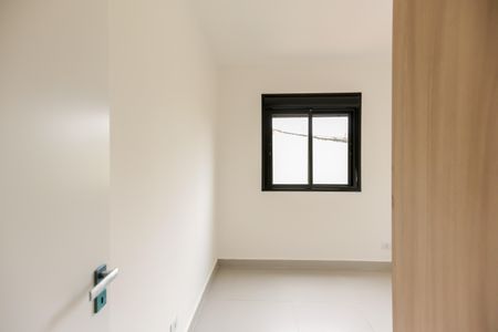 Quarto  de apartamento para alugar com 1 quarto, 30m² em Quitaúna, Osasco