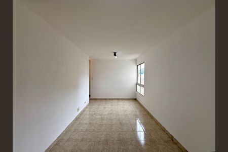 Apartamento para alugar com 42m², 2 quartos e 1 vagaSala