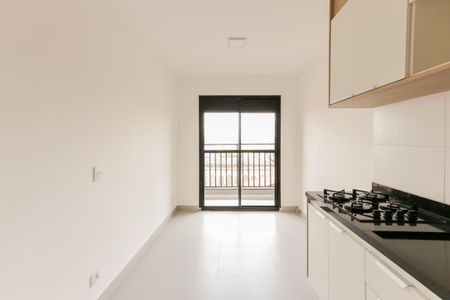 Sala / Cozinha de apartamento para alugar com 1 quarto, 29m² em Quitaúna, Osasco