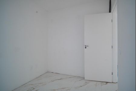 Quarto 2 de apartamento para alugar com 2 quartos, 41m² em Rubem Berta, Porto Alegre