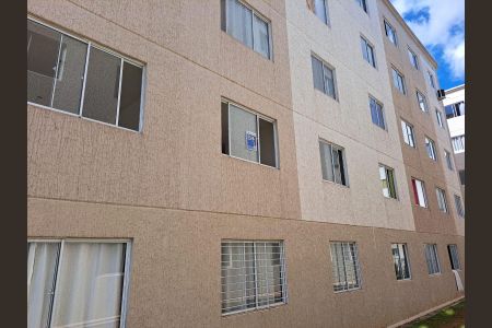 Apartamento para alugar com 41m², 2 quartos e 1 vagaAdesivo na Janela