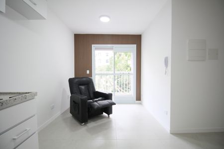 Sala/Cozinha de apartamento à venda com 2 quartos, 40m² em Portal do Morumbi, São Paulo