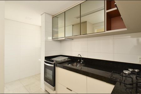 Apartamento para alugar com 64m², 2 quartos e 2 vagasCozinha