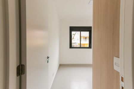 Quarto  de apartamento para alugar com 1 quarto, 32m² em Quitaúna, Osasco